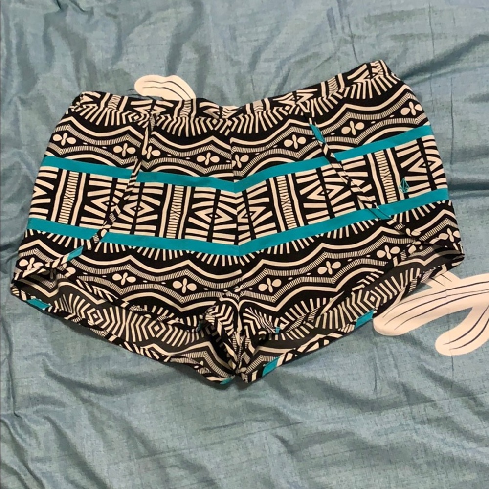 Volcom shorts